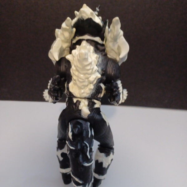 Monster X 9 inch Action Figure Godzilla Final Wars - Image 2